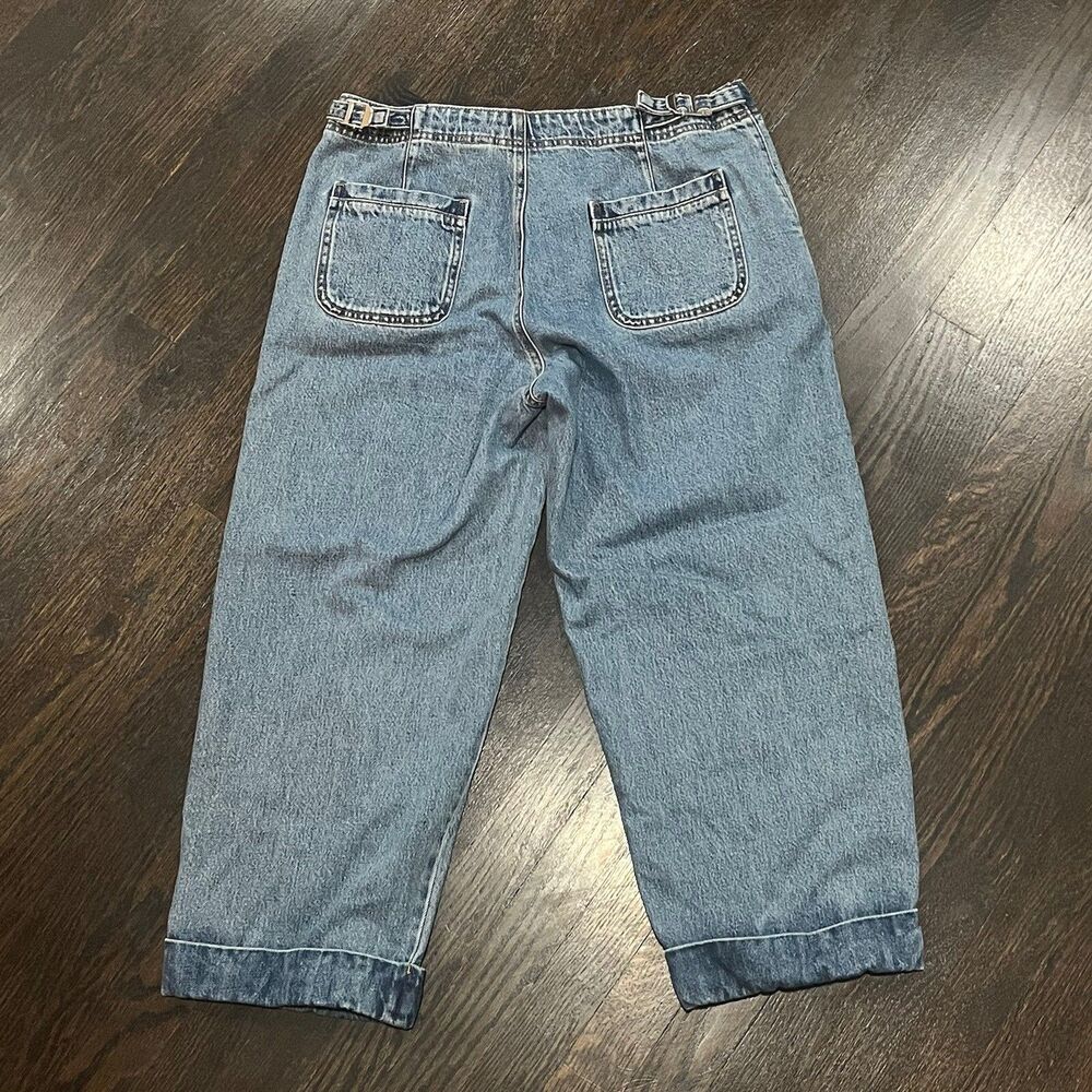 Levis Jeans Womens 12 Blue Buckle Back Cropped High Rise Denim 32x24 Y2K Batwing - Picture 2 of 9